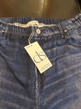 Dear Scarlett Women's Boot Cut Jeans in Dark Blue Wash
